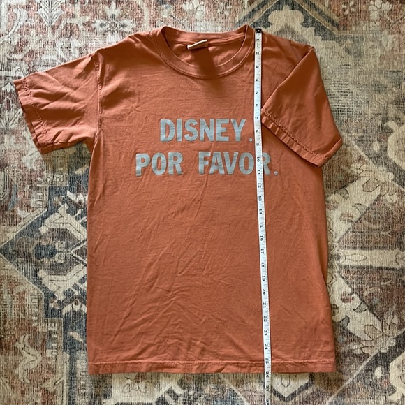 Disney tee - Picture 2 of 2